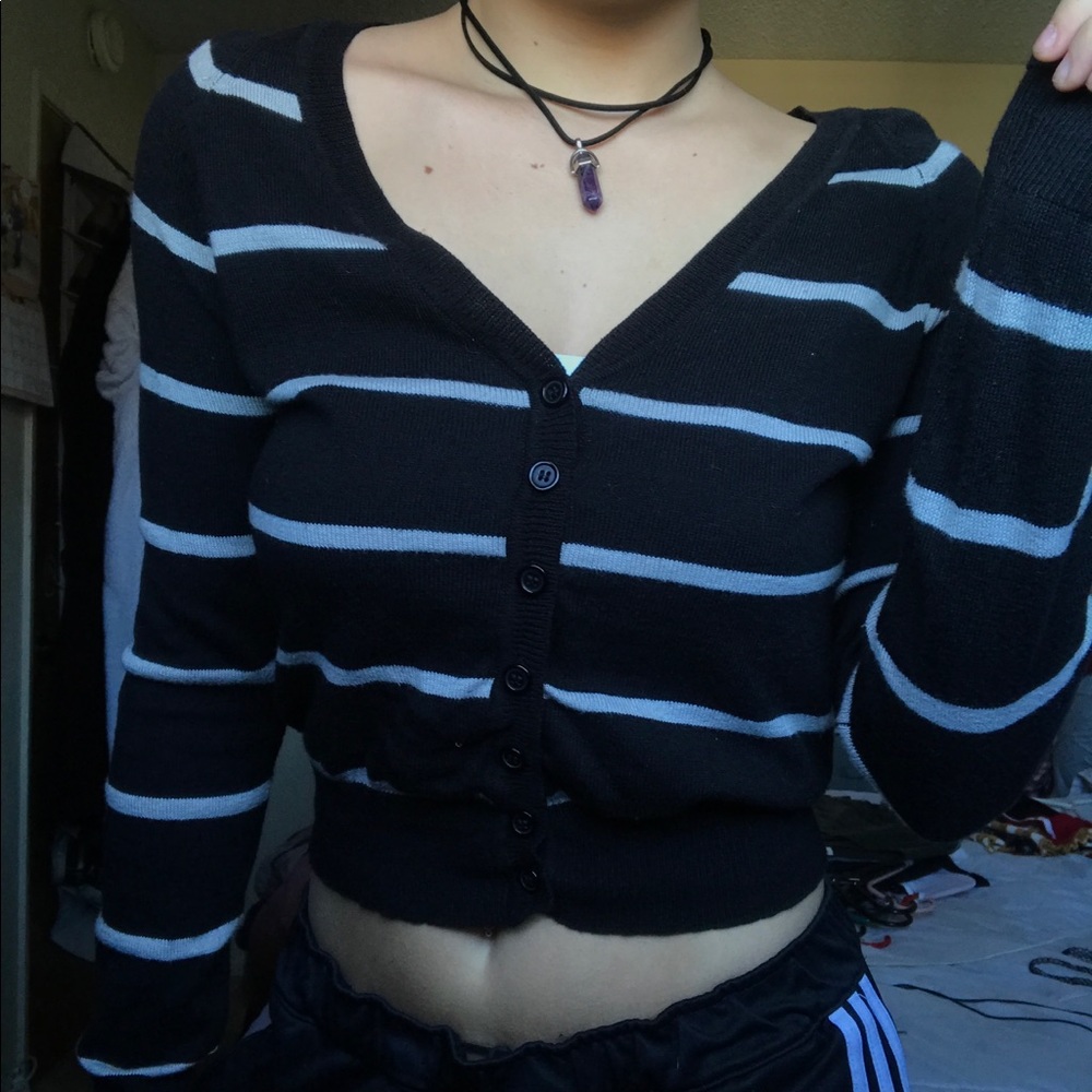 Long sleeve crop sweater